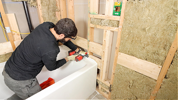How to Clamp Bathtub to Studs