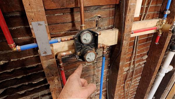 Delta R22000 Shower Valve with PEX