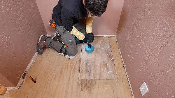 Cutting Subfloor for Toilet Flange