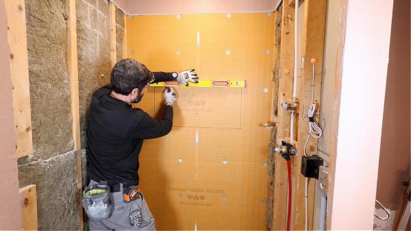 Outlining Schluter LED Shower Niche