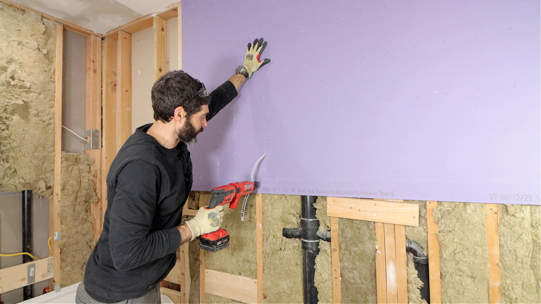 Drywall Installation on Bathroom Walls