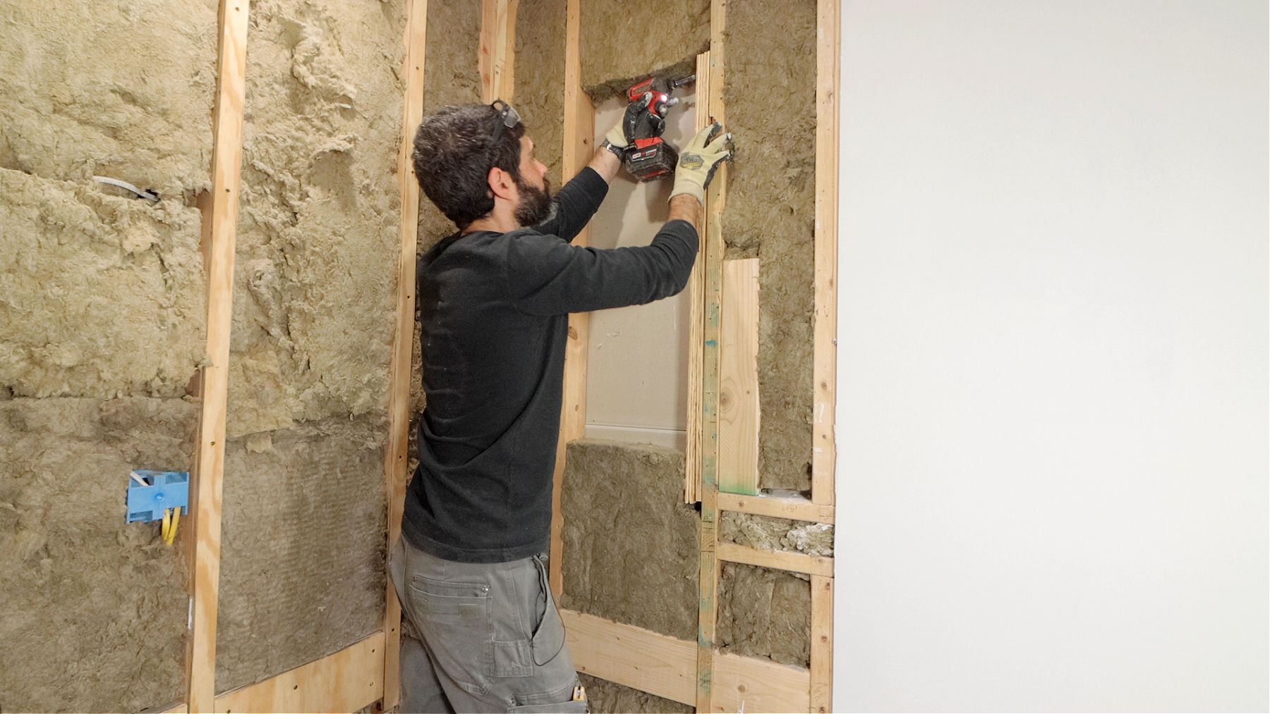 Refinish Your Exterior Door Hardware