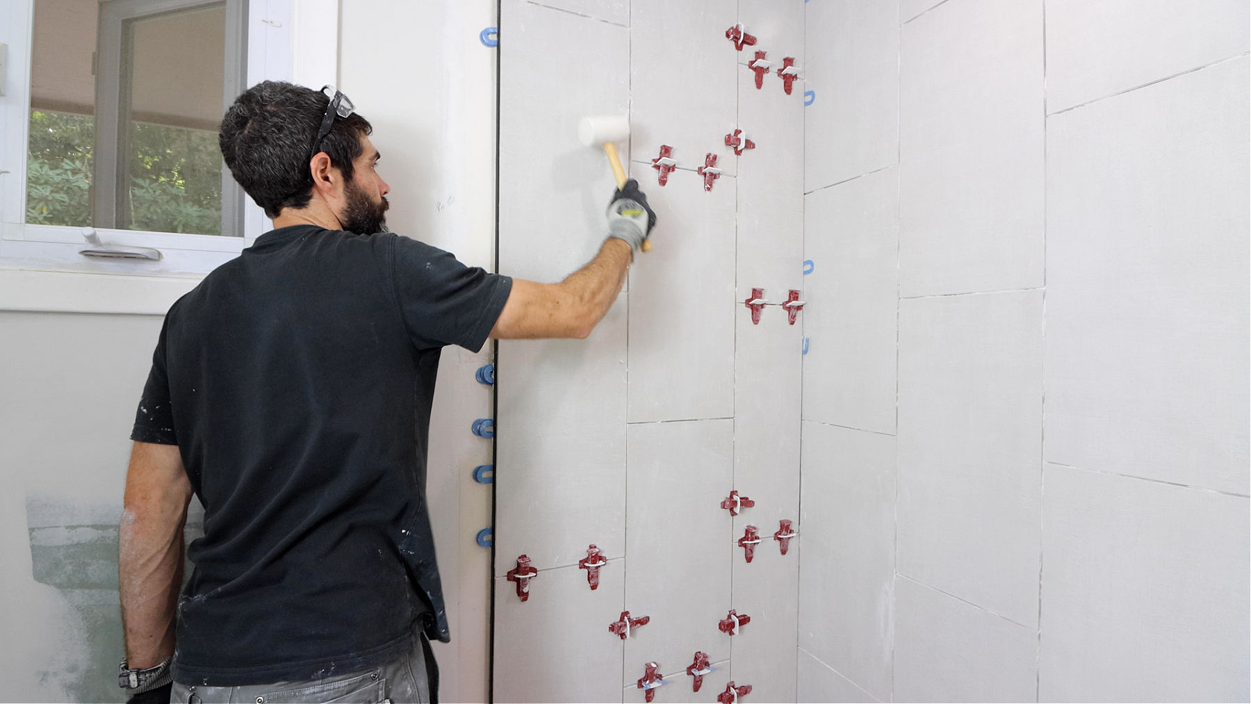 T-Lock Removal for Side Wall Tile