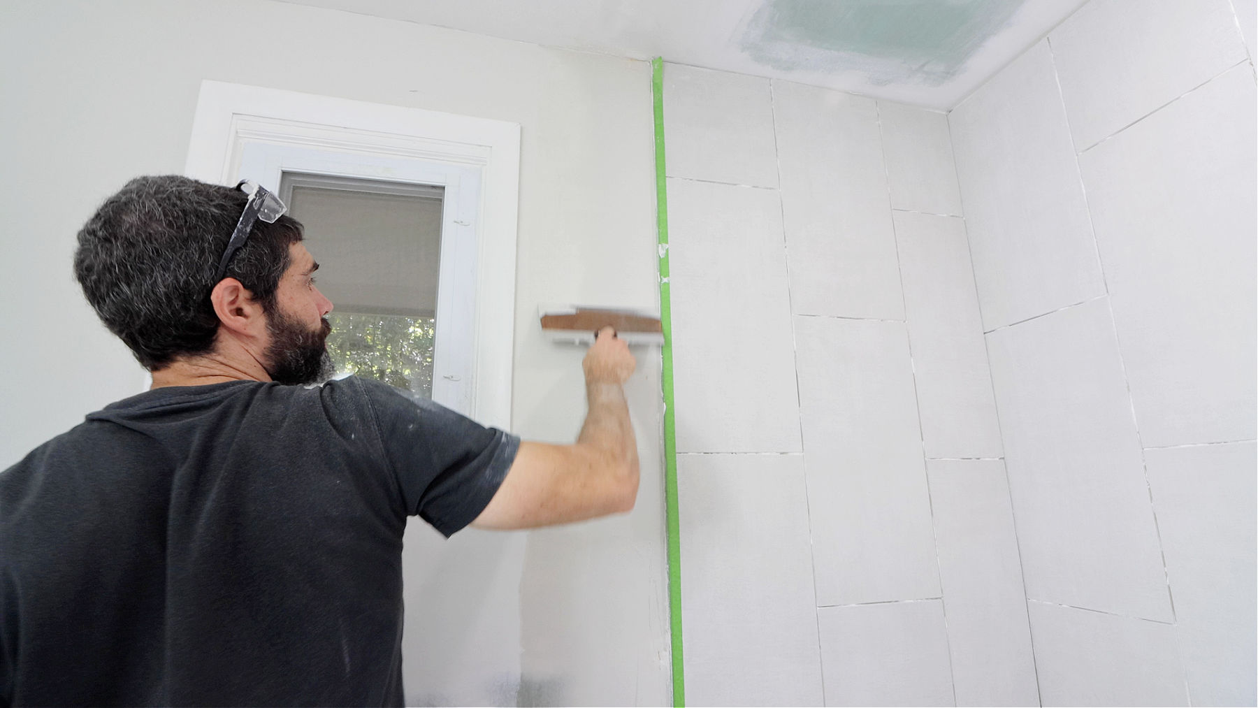 Drywall Finishing Tip Next to JOLLY