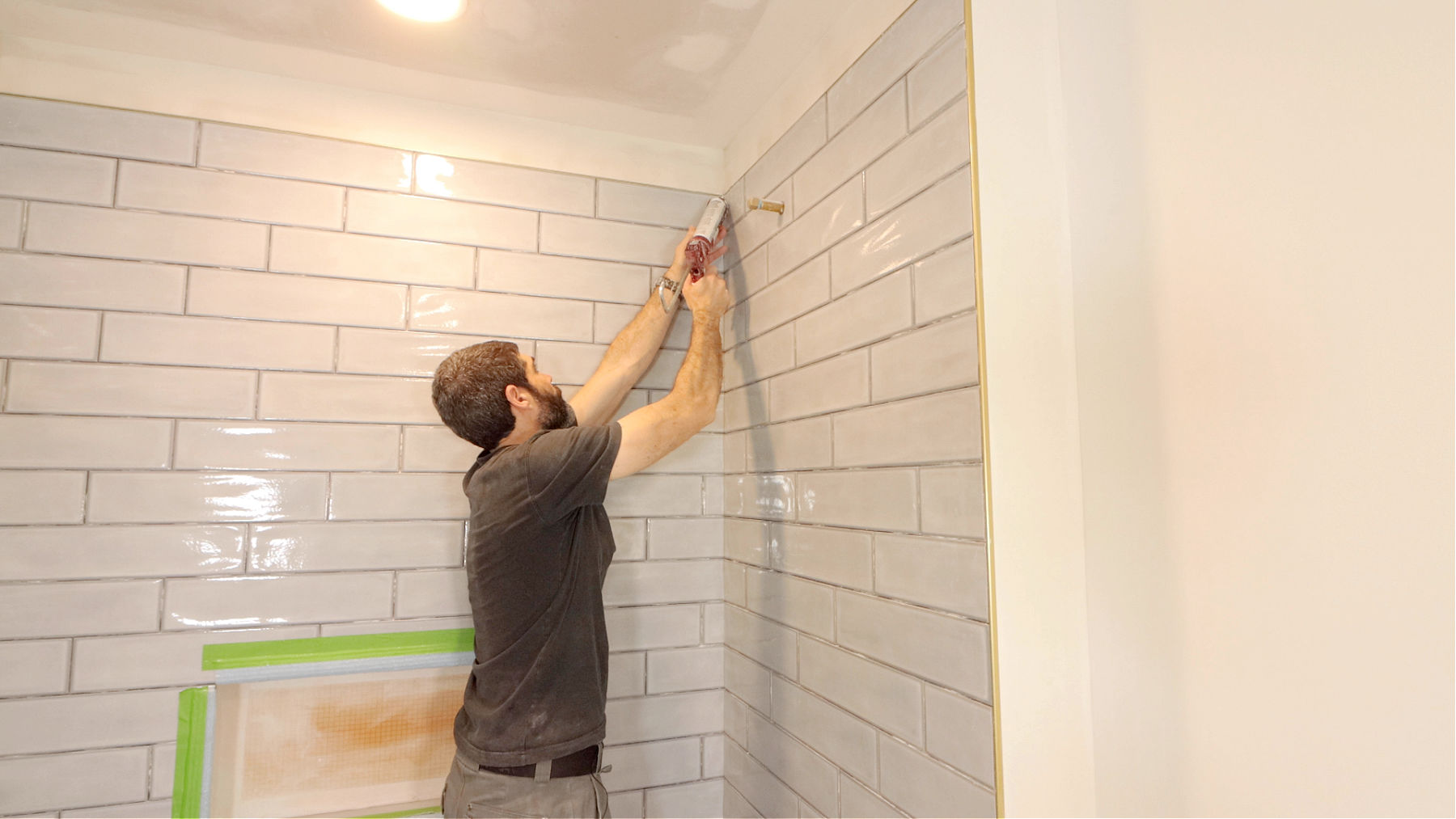 How to Silicone Tile Shower Corners
