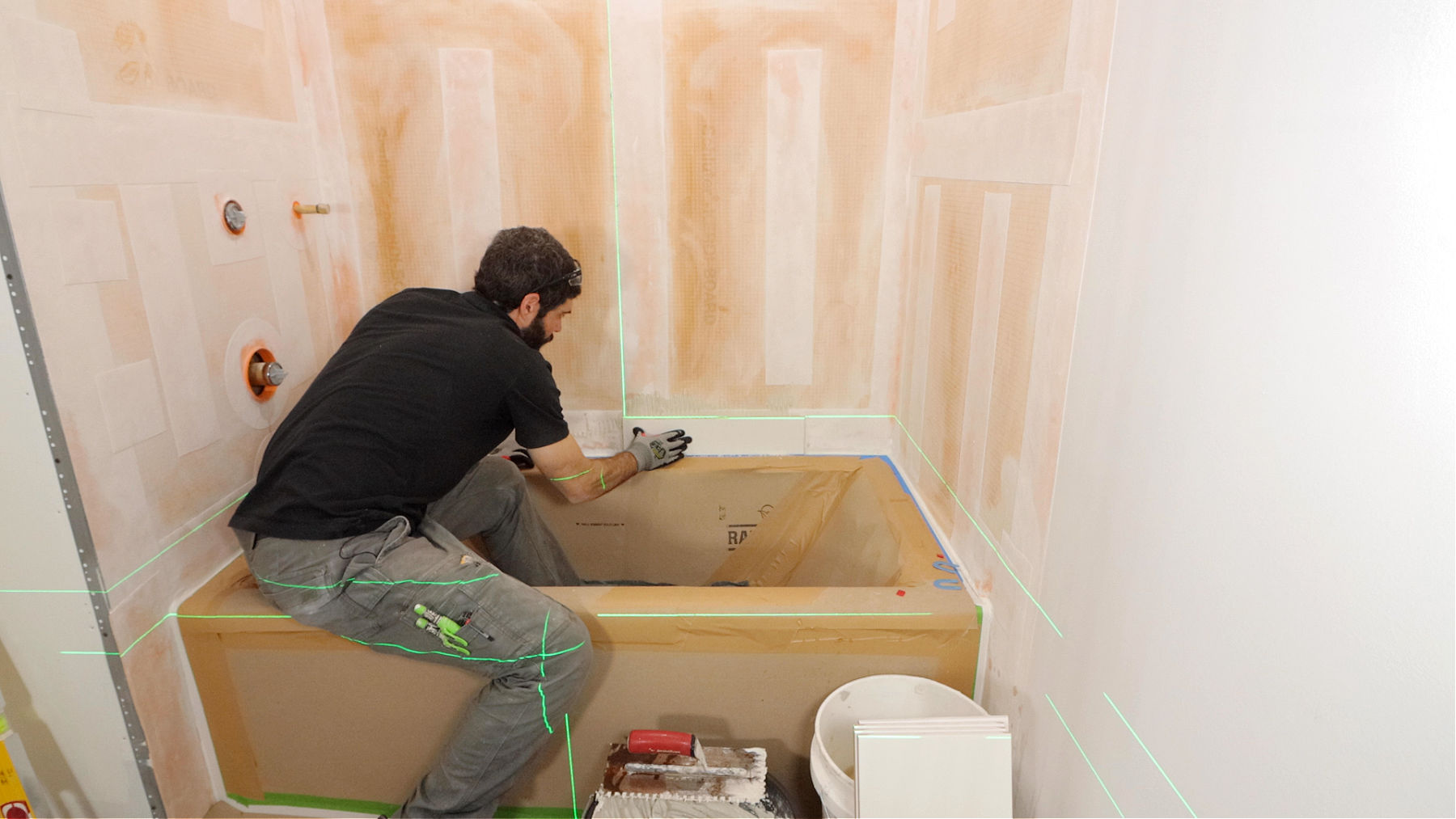 How to Tile First Row