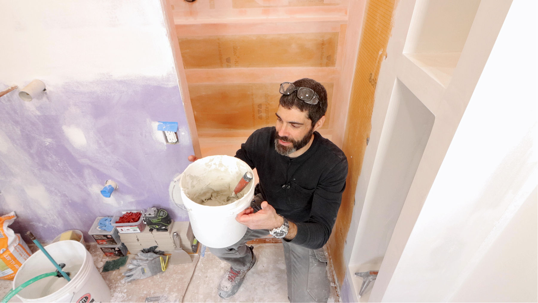 Mixing Thin-Set Mortar