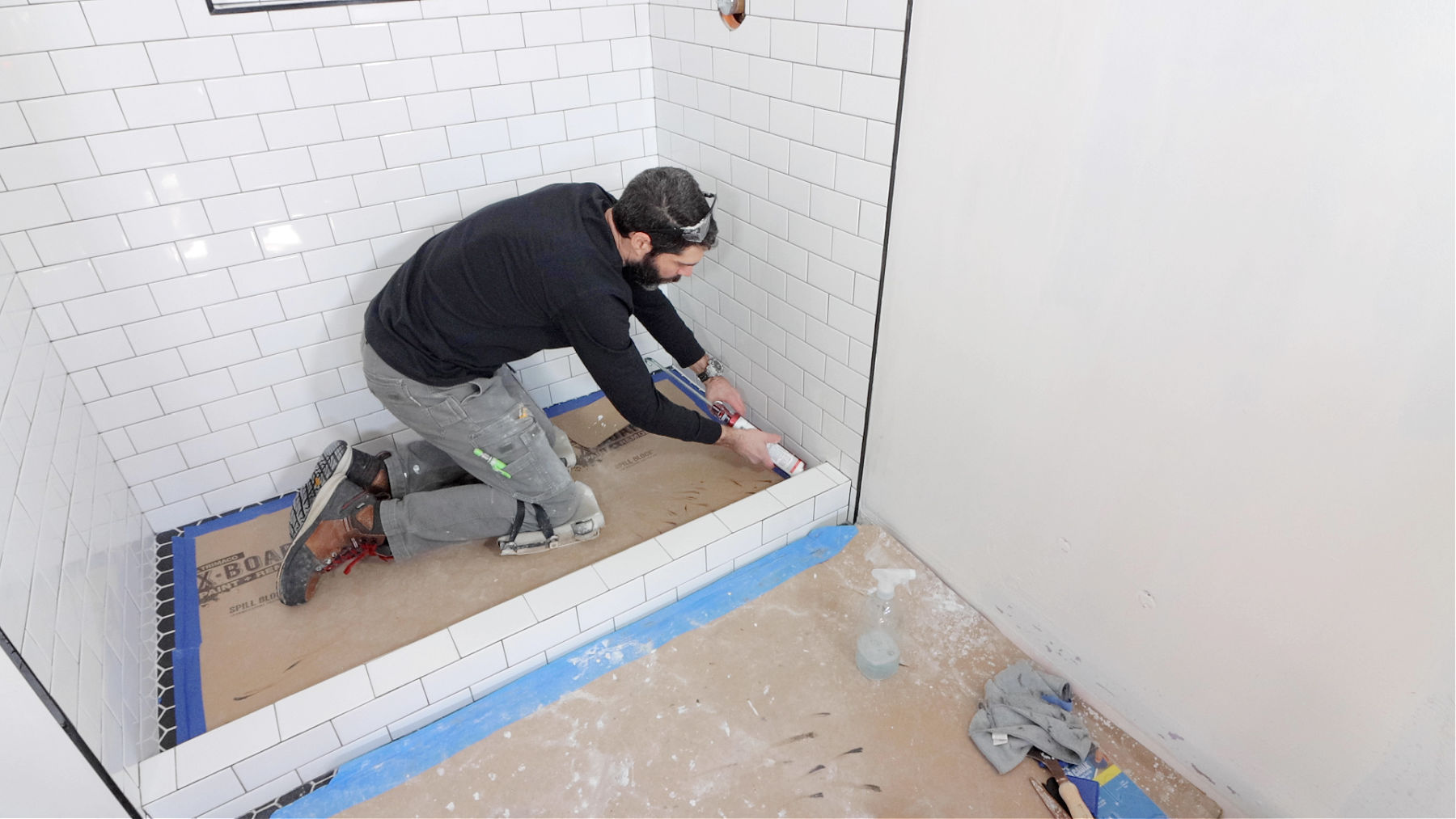 Siliconing Between Shower Floor and Wall Tile
