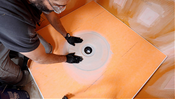 Waterproofing Schluter KERDI-DRAIN