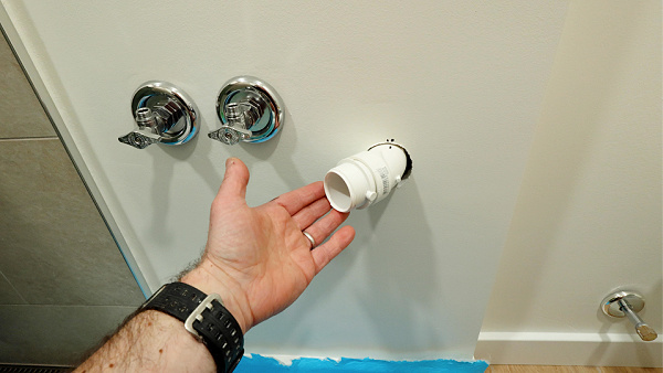 How to Offset House Sink Drains
