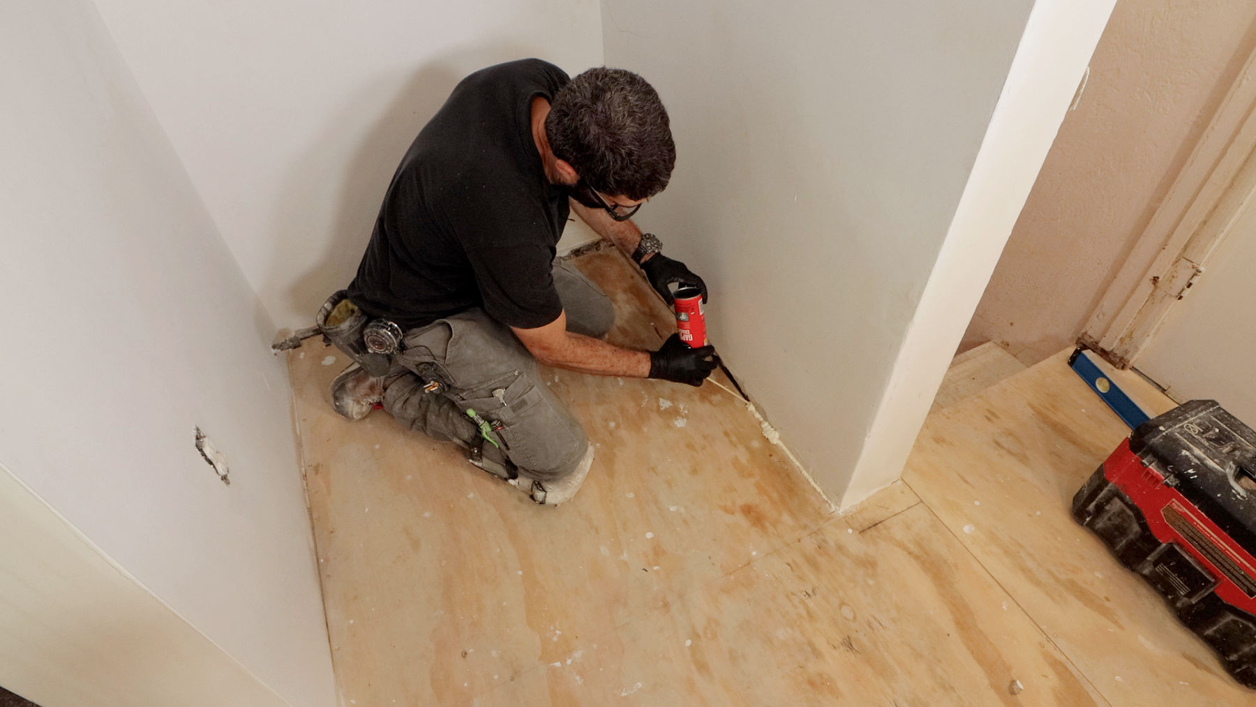 Kitchen Floor Self-Leveling Part 1: Floor and Wall Prep
